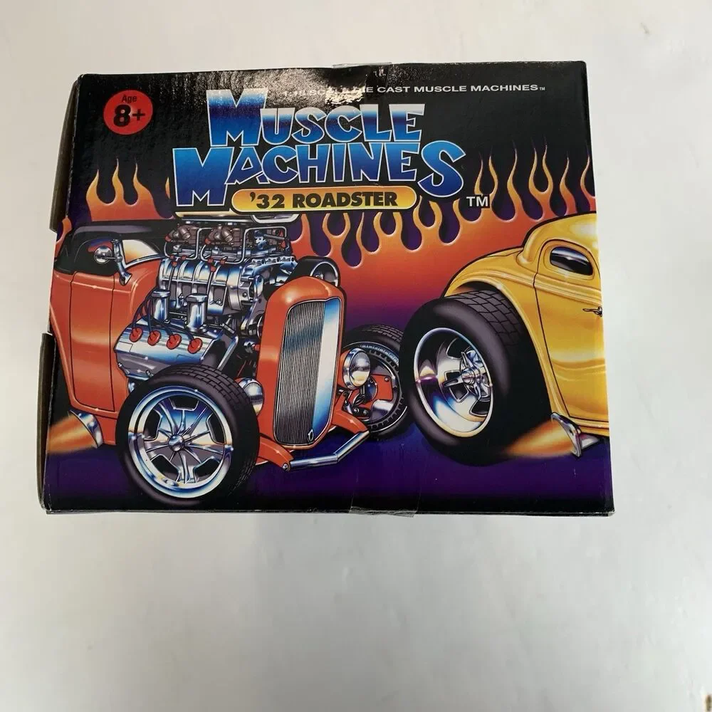 Muscle Machines '32 Roadster 1:18 Scale Diecast Car Metal Mint